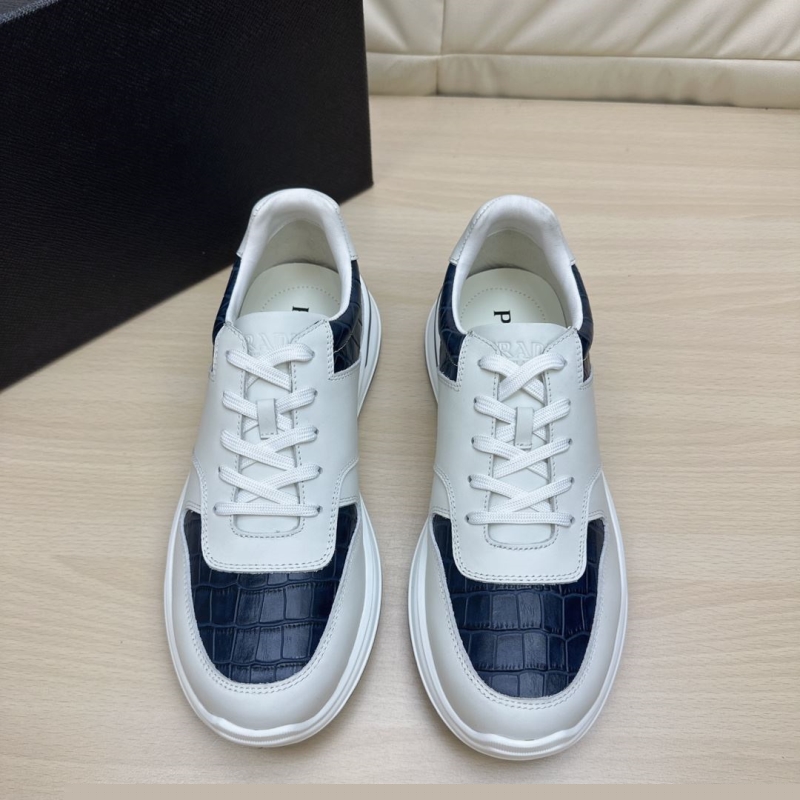 Pra*a casual shoes
